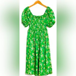 Maisie Smocked Floral Green Midi Dress. NWT. Size XS.
